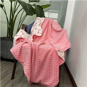Розовое одеяло Minky